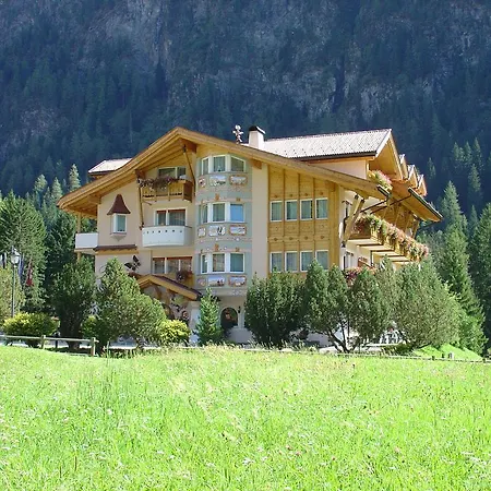 Hotel Alpenhotel Panorama Campitello di Fassa